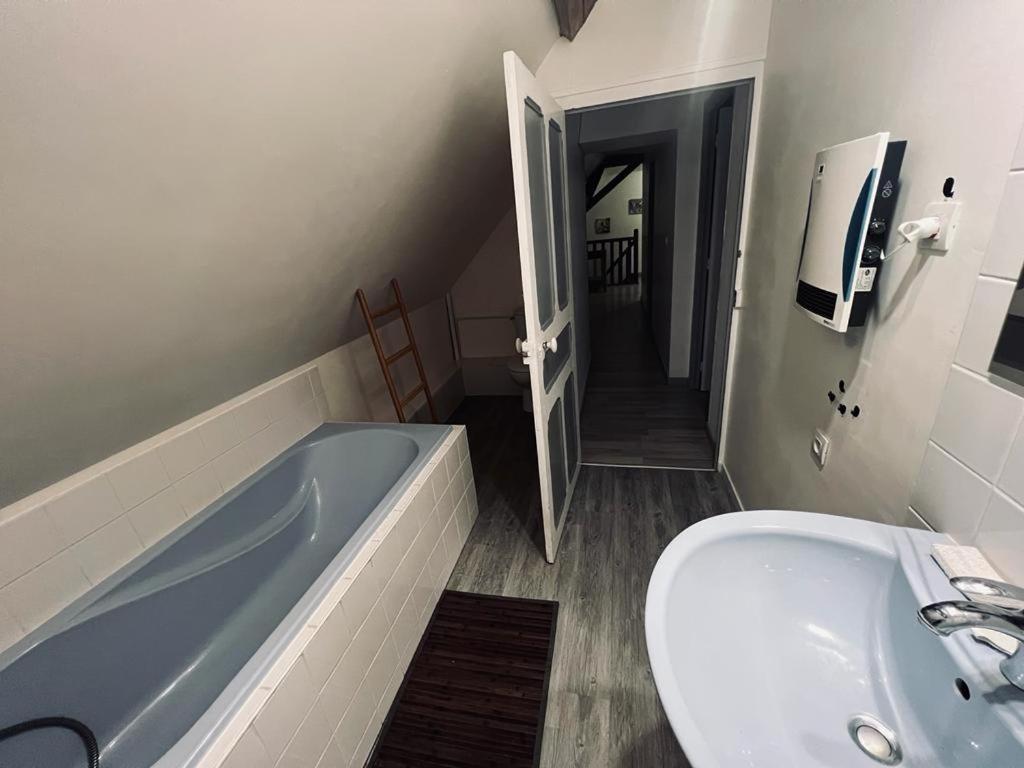 Les Sarmentins Villa Saint-Romain-sur-Cher Bagian luar foto
